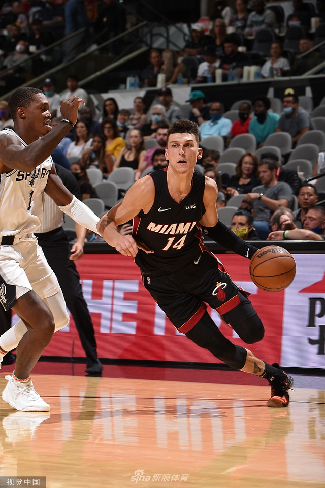 暴露防守漏 暴露防守漏