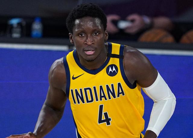 中场球员都 中场球员都