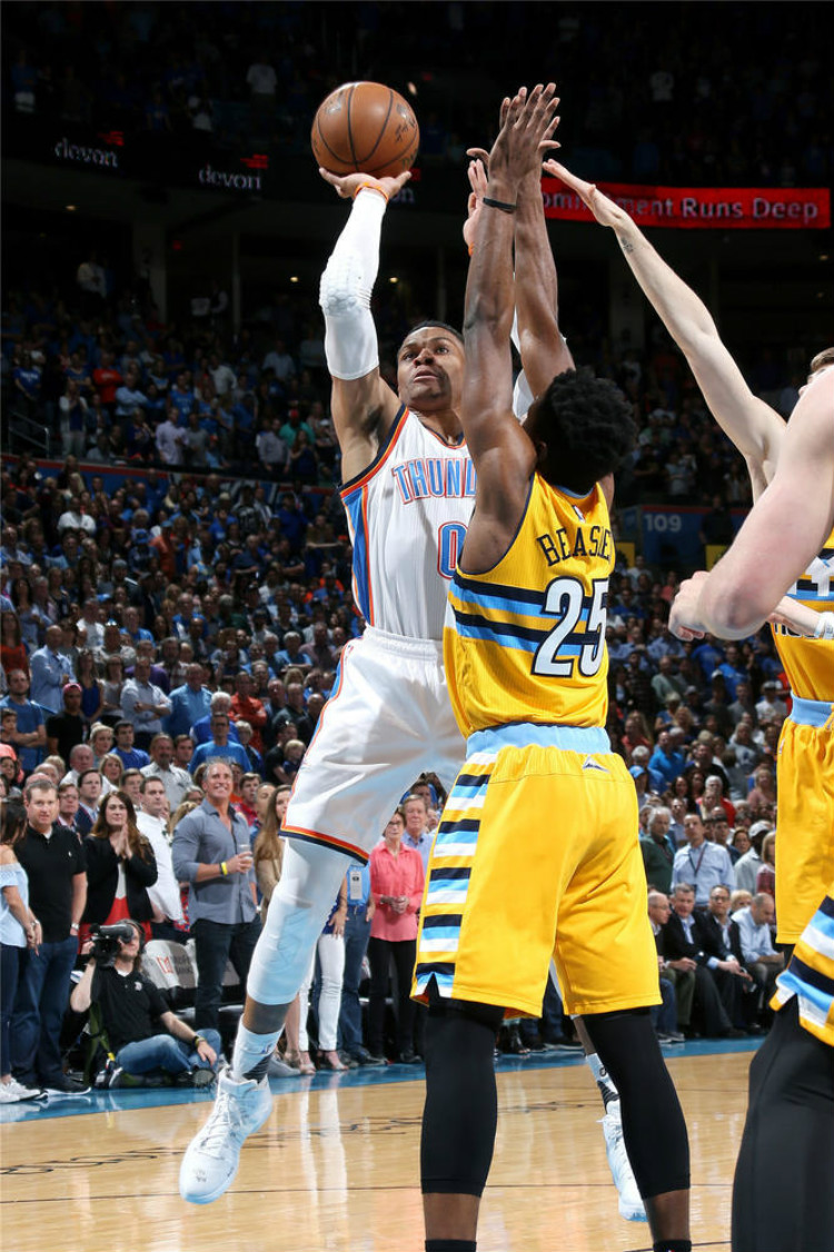 并且意味着 并且意味着