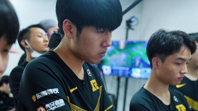 个人的竞技 个人的竞技