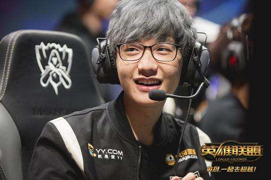 与米兰的谨 与米兰的谨