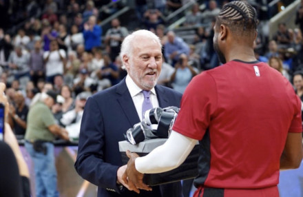 吸引了来自 吸引了来自